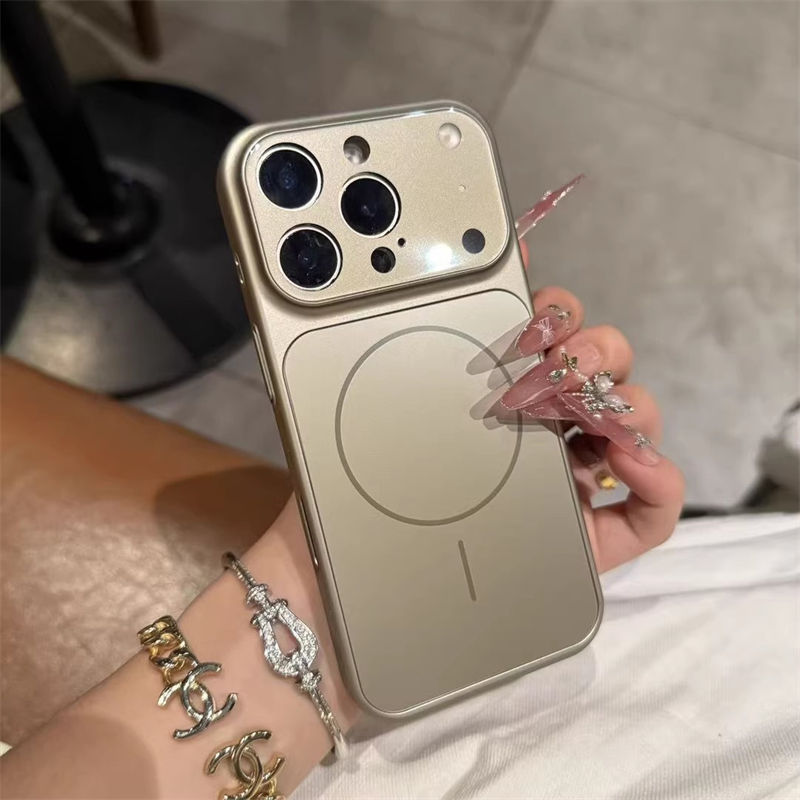 Magnetic Wireless Charging Phone Case for iPhone