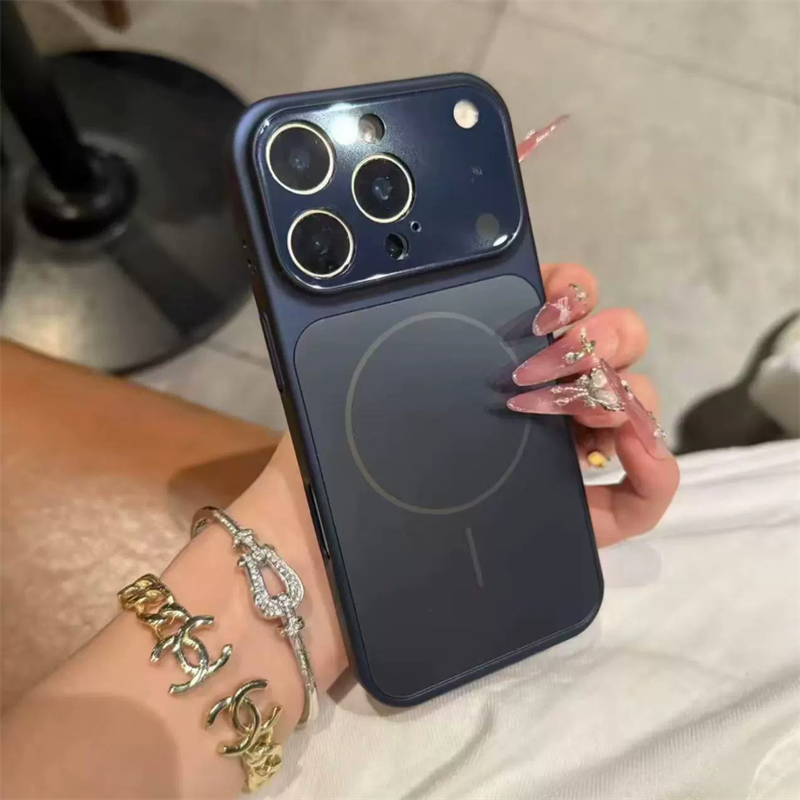 Magnetic Wireless Charging Phone Case for iPhone